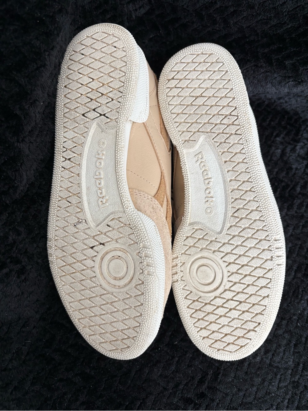 Reebok Women's Low-Top Sneakers in Blush Tan - Picture 6 of 9